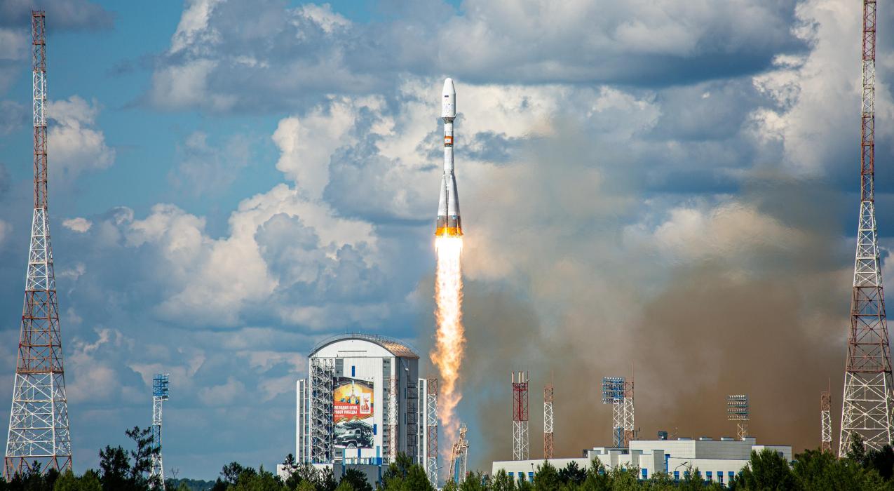 Пуски космических аппаратов