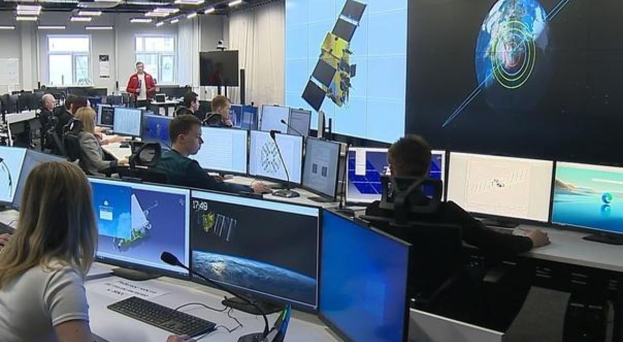 Первый аппарат федерального проекта «Сфера» – спутник-демонстратор «Скиф-Д» производства АО «РЕШЕТНЁВ» – задействован в проведении регулярных сеансов видео-конференц-связи.