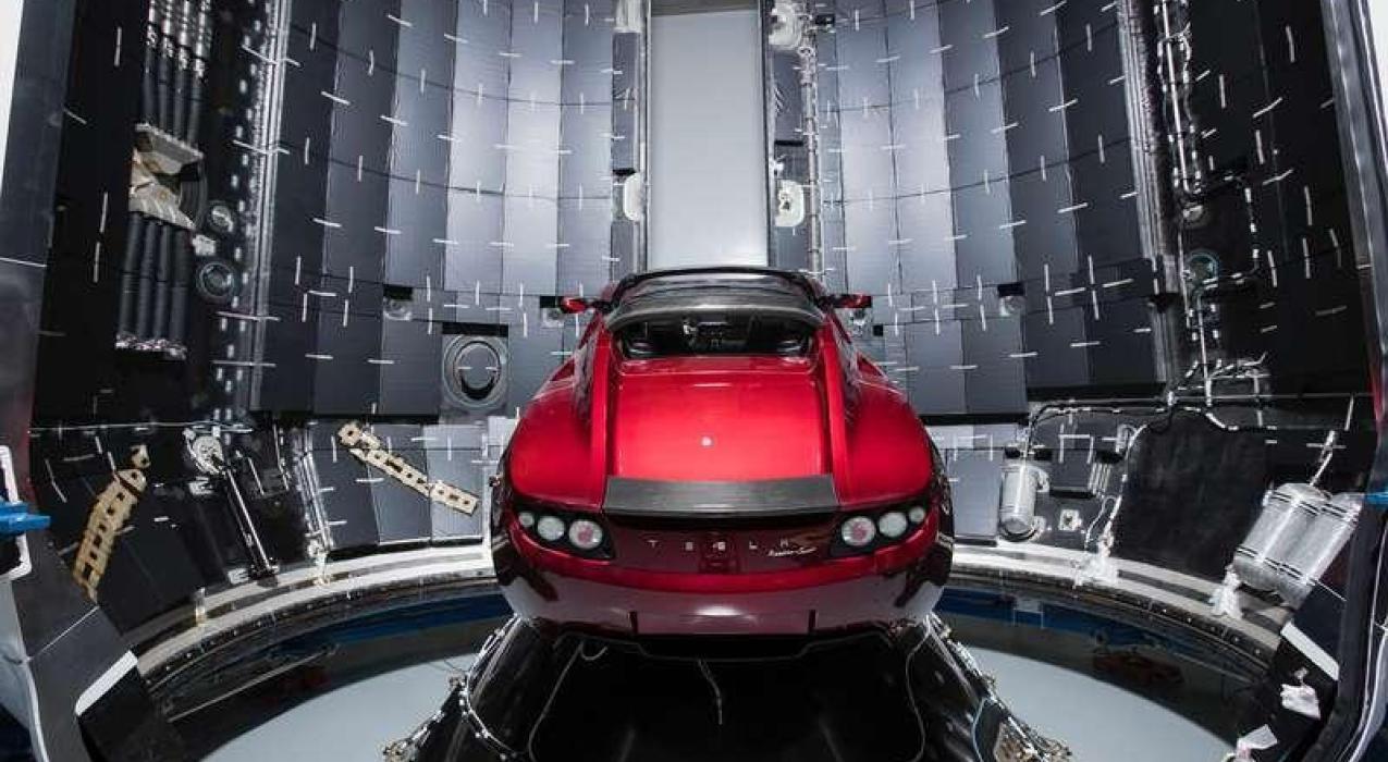 Новая Tesla получит ракетные технологии от SpaceX
