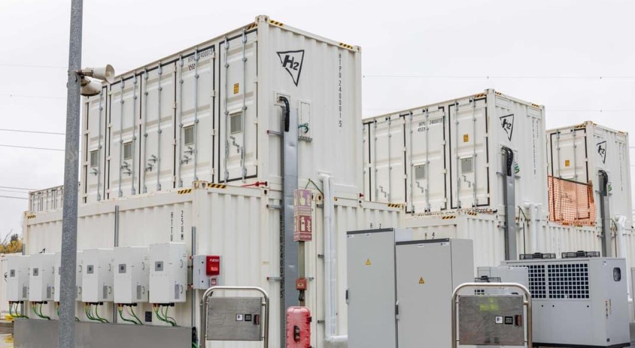 Испания завершила тестирование крупнейшей в Европе ванадиевой батареи