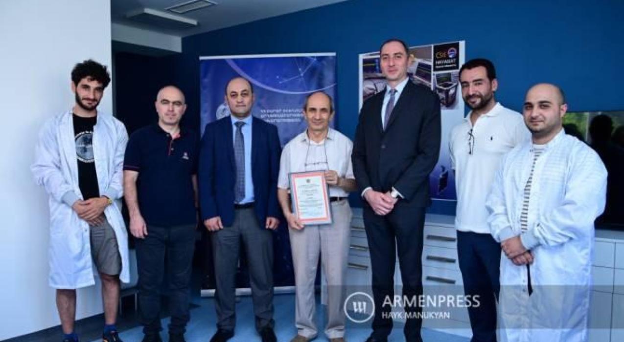 Лаборатория космических исследований Bazoomq получила лицензию на космическую деятельность