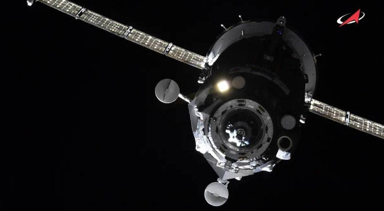 Прогресс МС-33