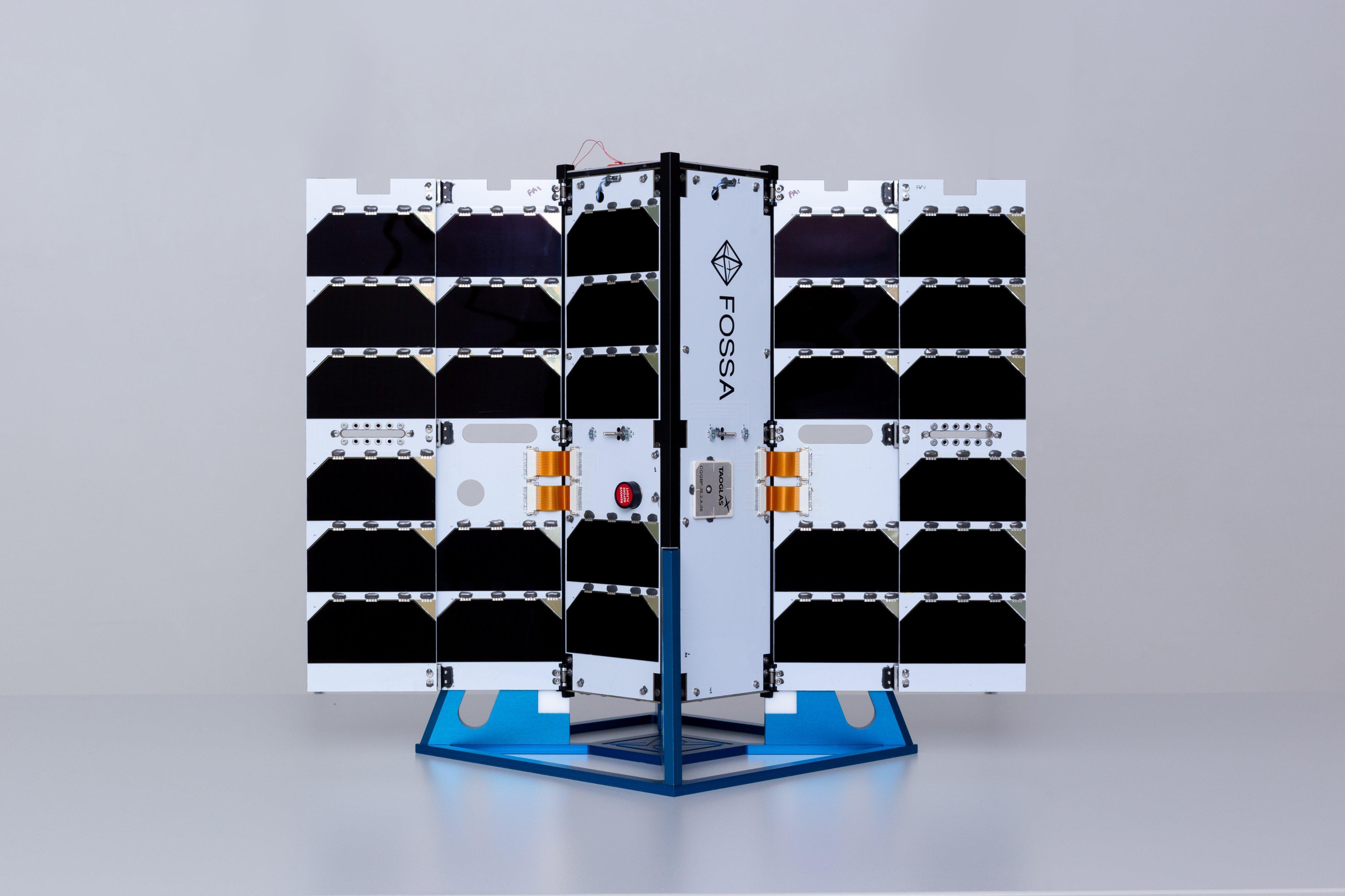 Серия WISESAT-1,2