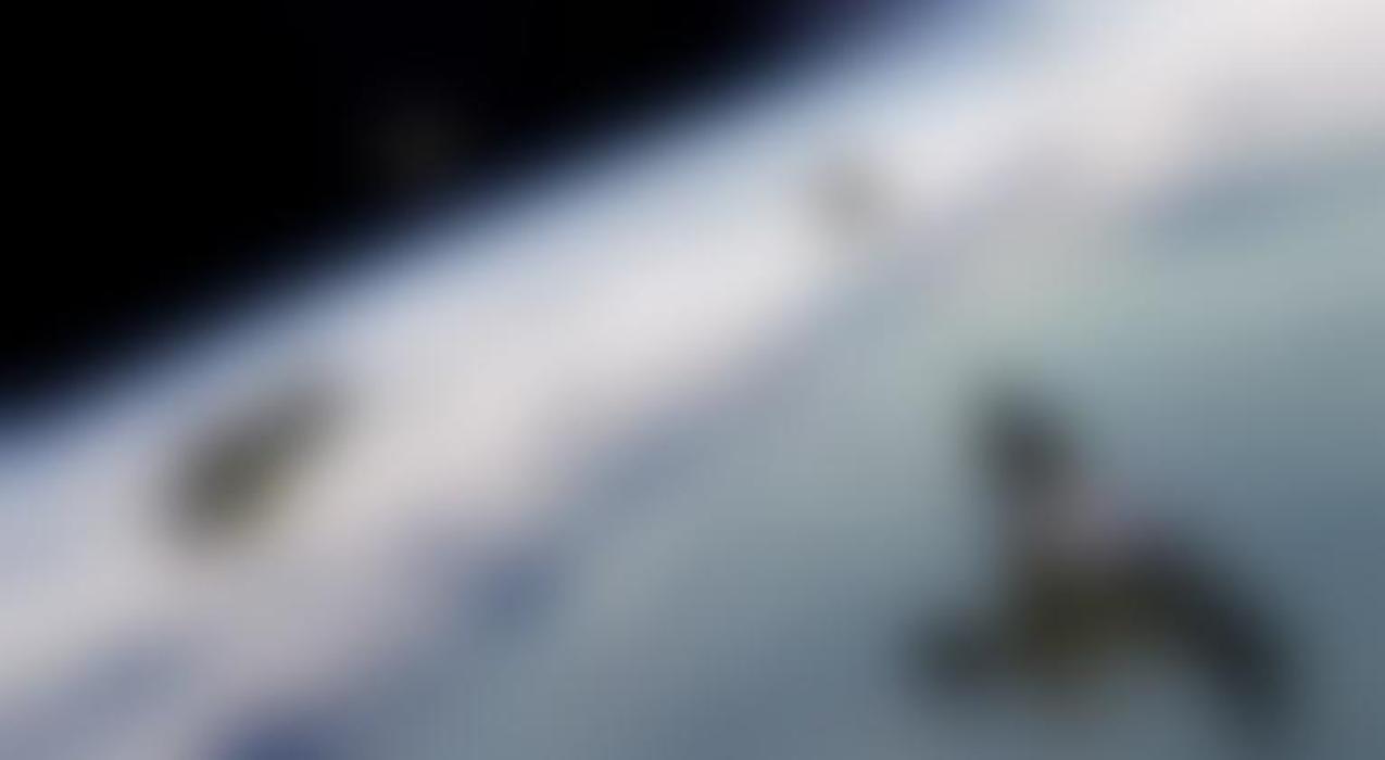 США отрабатывают использование космоса в военных целях, только это совершенно реальные и достижимые цели, которые могут быть реализованы в обозримом будущем.