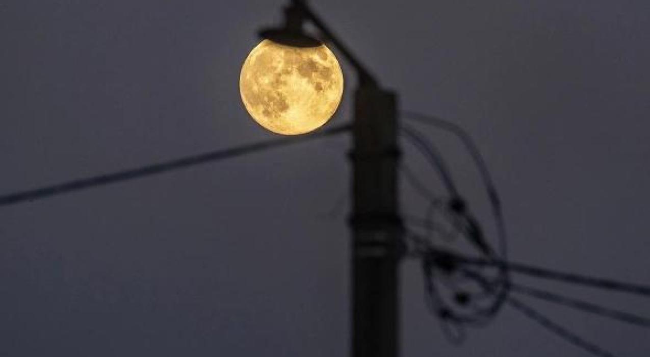 Эксперты оценили идею «Роскосмоса» об отправке ядерной установки на Луну