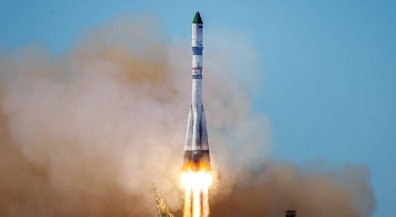 Грузовой корабль «Прогресс МС-27» с подарками и научным оборудованием причалил к МКС