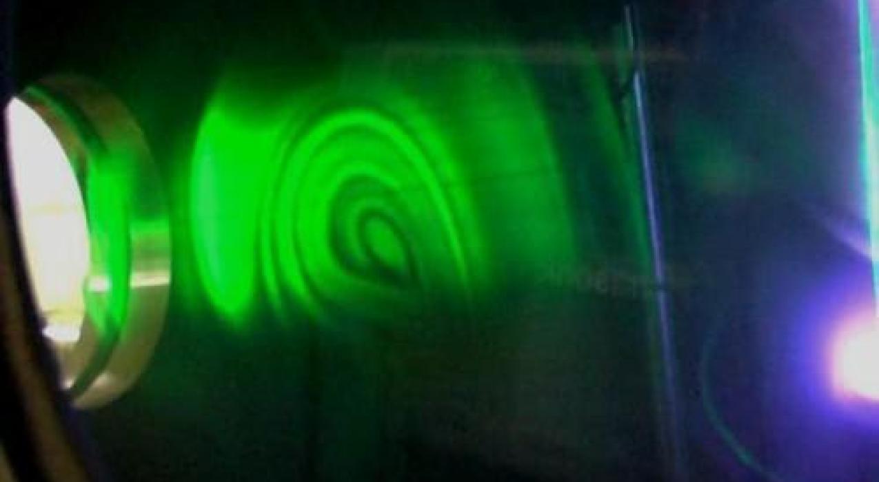 На МКС выполнили эксперимент «Плазменный кристалл»