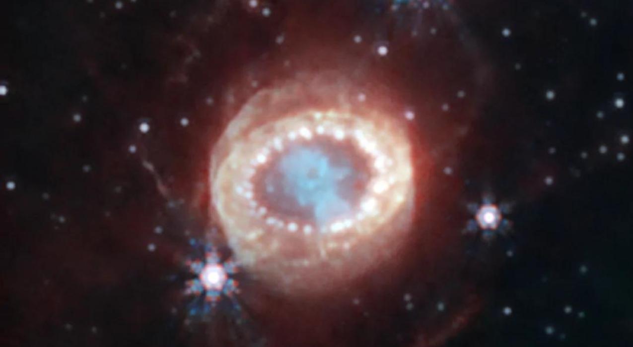Джеймс Уэбб обнаружил новые структуры внутри знаменитой сверхновой SN 1987A