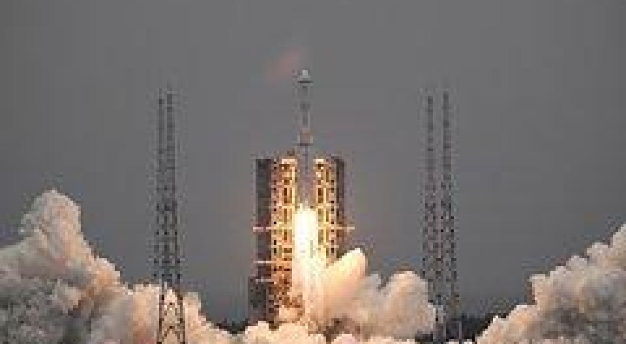 Китай успешно запустил лунный спутник-ретранслятор Queqiao-2 