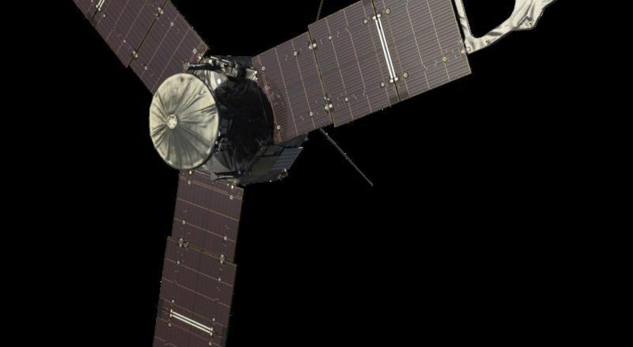 Космический аппарат Juno осуществил пролет около вулканического спутника Юпитера