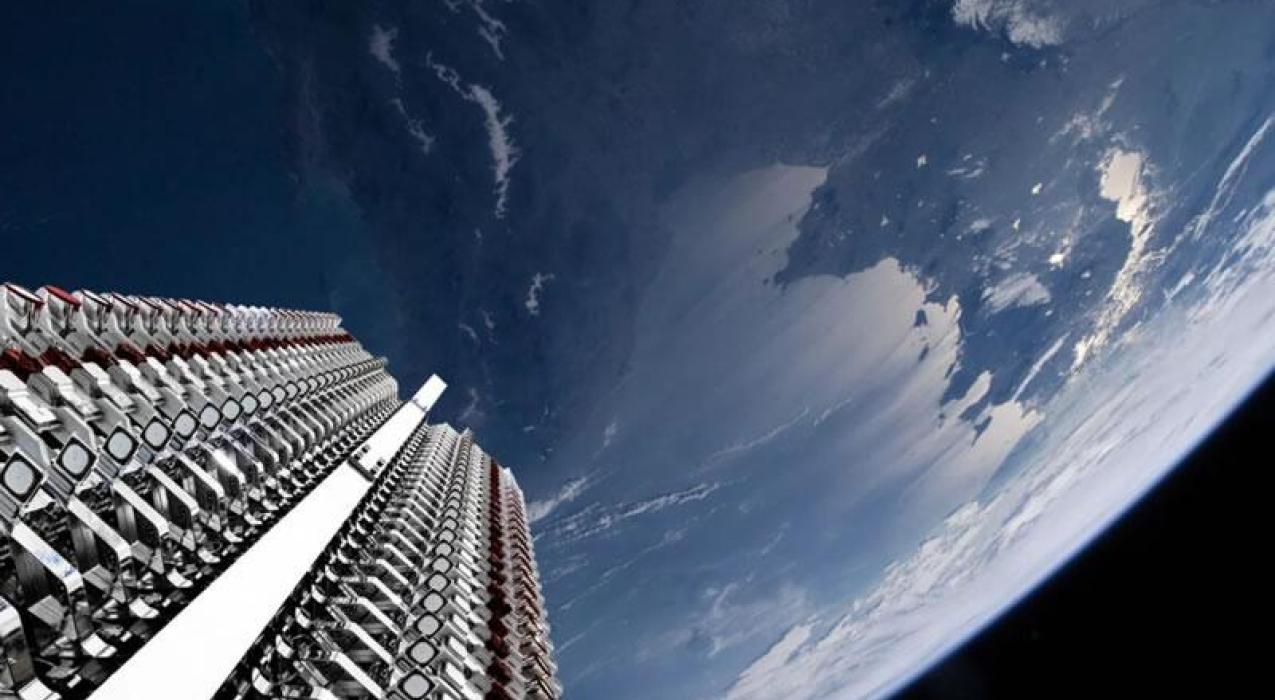 Доходы Starlink быстро растут, но политическая активность Илона Маска угрожает бизнесу