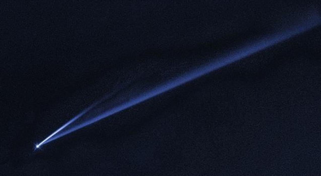 Астероид пролетел рядом с Землей и изменил траекторию