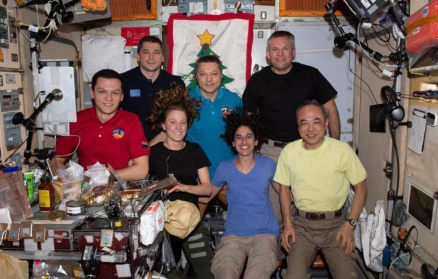 Мантуров- Россия и США сохраняют сотрудничество в космосе