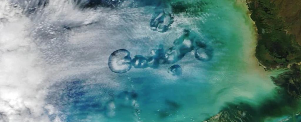 Спутник NASA прислал снимки загадочного явления на Земле