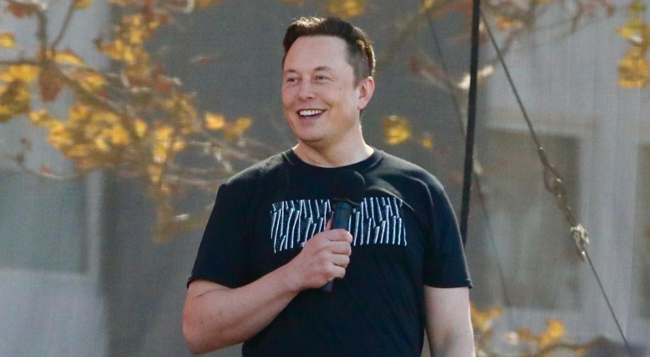 Илон Маск стал первым в истории человеком, чье состояние превысило $400 млрд